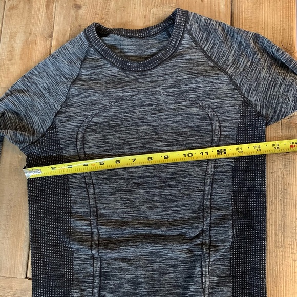 SOLD!! - Lululemon Swiftly Wool Pullover - Picture 7 of 7